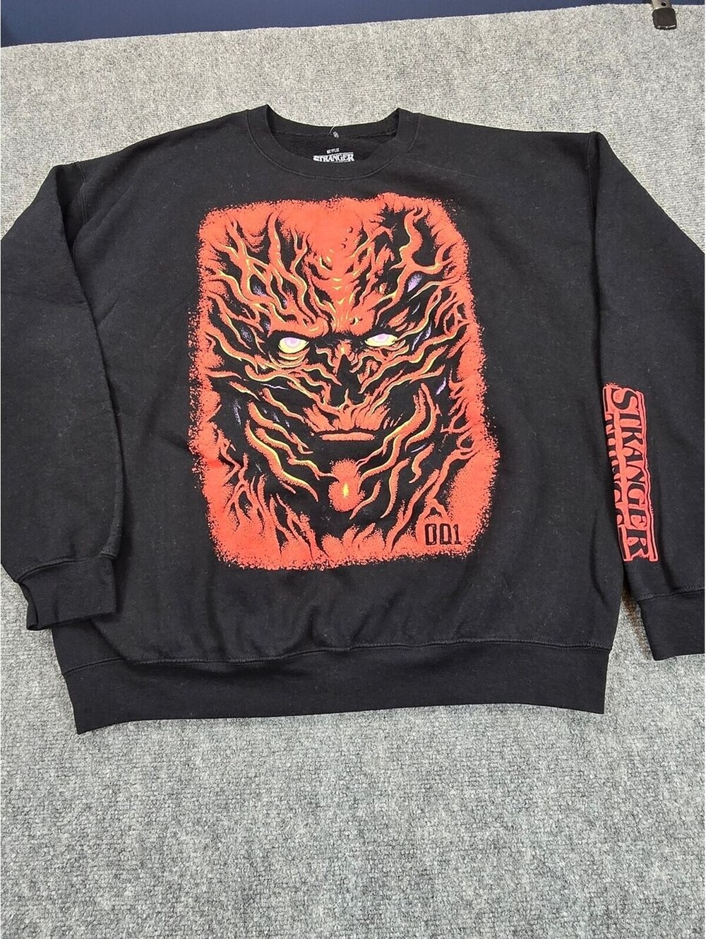 Stranger Things Hellfire Graphic Sweatshirt Mens XL Black Netflix Crewneck